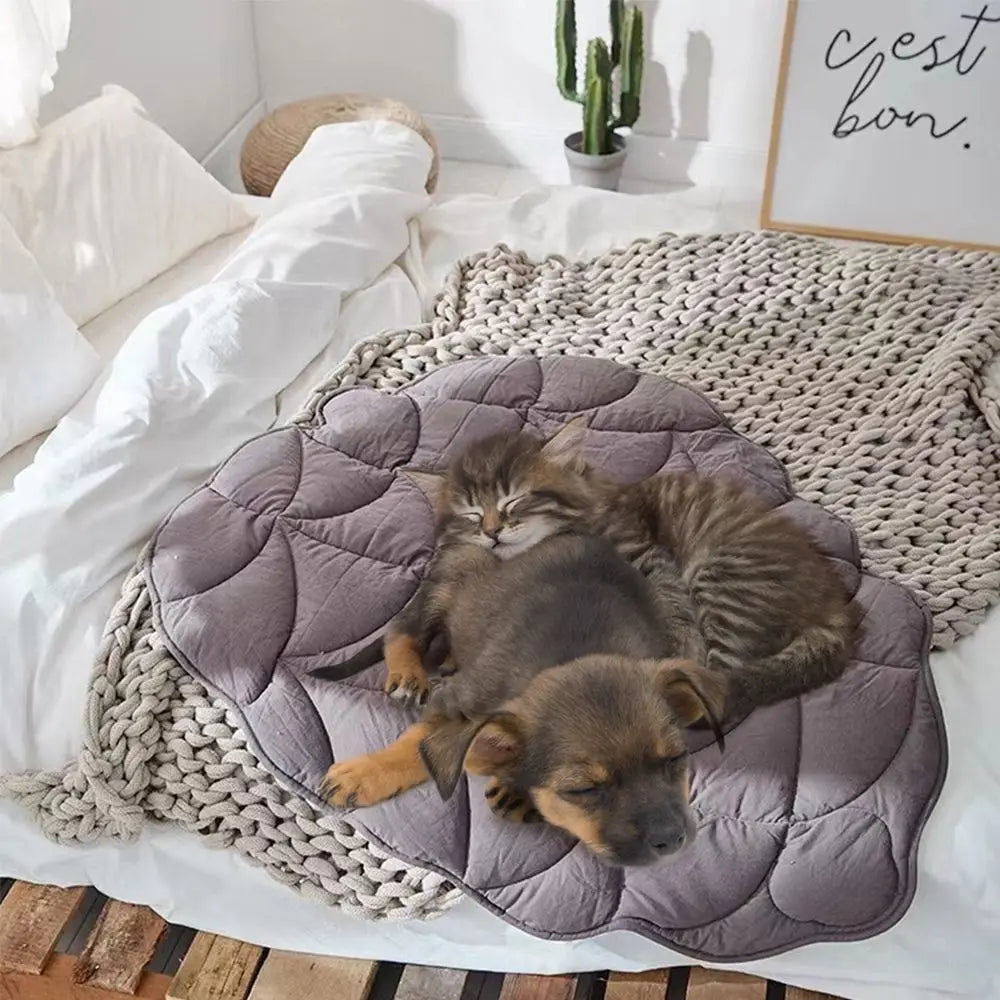 Dog Cooling Leaf Mat Blanket