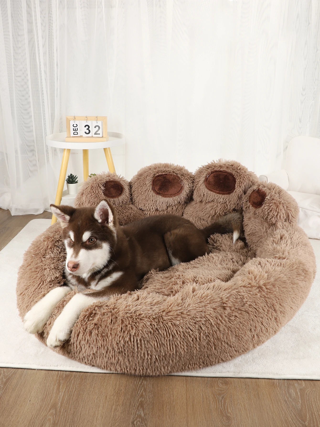 Fluffy Dog & Cat Bed Basket