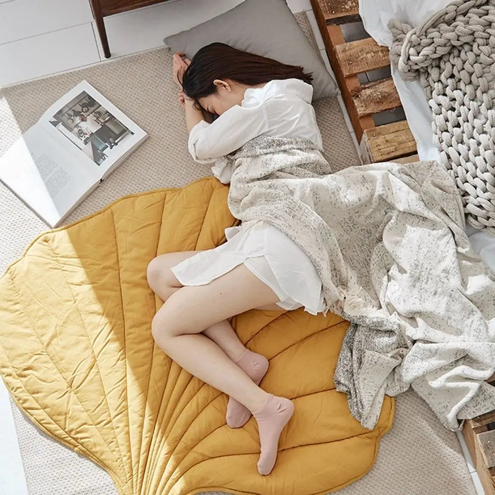 Dog Cooling Leaf Mat Blanket